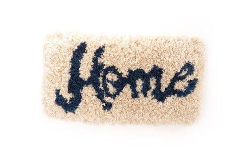 Zestaw do techniki Latch Hook "Home" Zestaw do techniki Latch Hook "Home"