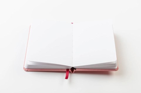 Szkicownik DARWI A6 140g Bladoróżowy